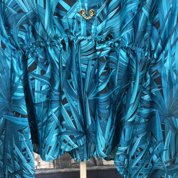 SOLD-Michael Kors Poncho Style Top -XS - Picture 4 of 8